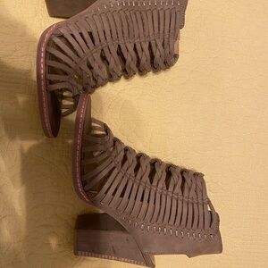 Dolce Vita Olive/Tan Heeled Boots with Woven Strands